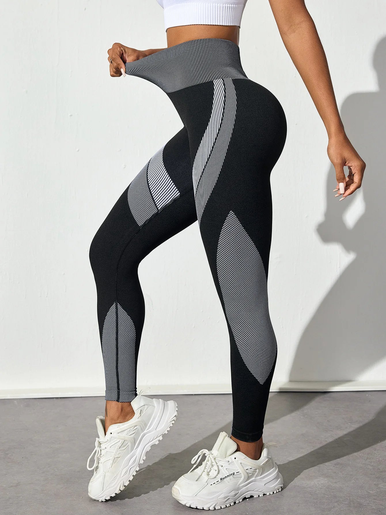 Women’s Seamless Yoga Leggings – Tummy Control High Waist